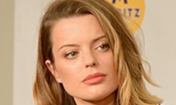 Películas y programas de TV de Adriana Torrebejano